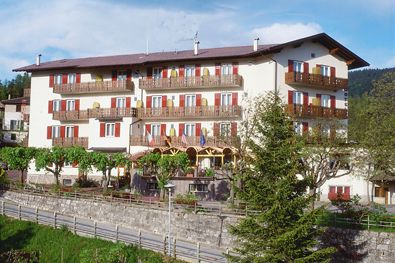 Hotel Panorama Wellness & Resort - photo 16