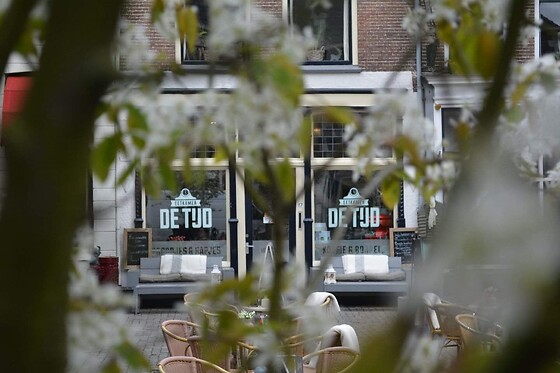 Eetkamer de tijd - photo 1