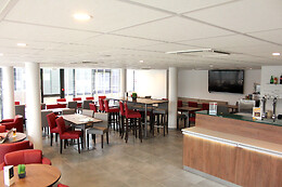B&B HOTEL Lyon Aéroport Saint-Quentin-Fallavier