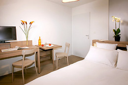 Zenitude Hôtel-Résidences Confort Cannes Mandelieu
