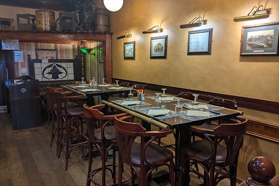 B Pub - photo 3