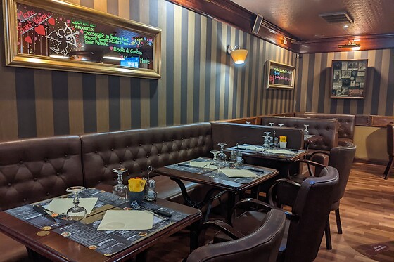 B Pub - photo 1