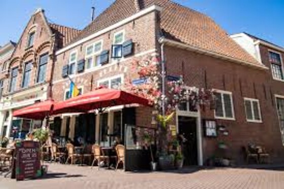 Frenchie Hotel & Restaurant - photo 0