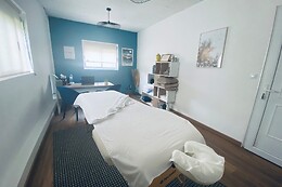 Wellness Clinic / PALERMO Jessica