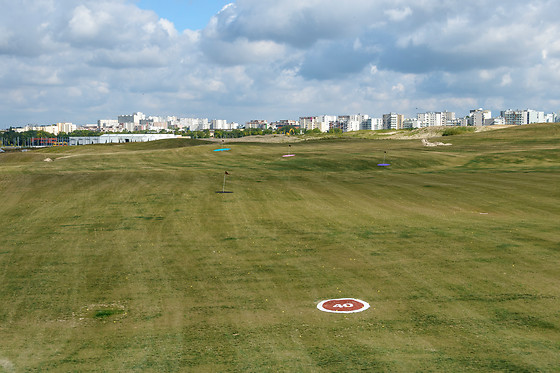 Ugolf  Reims Bezannes - photo 1
