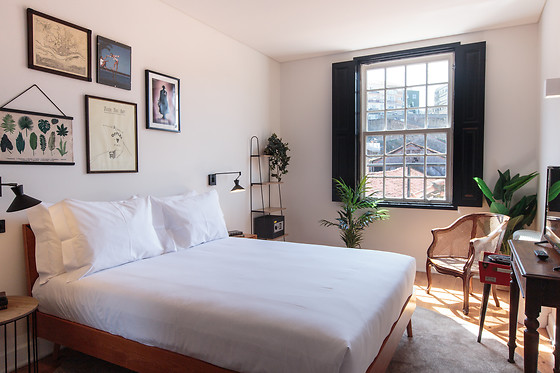 THE HOUSE OF SANDEMAN HOSTEL & SUITES - photo 1