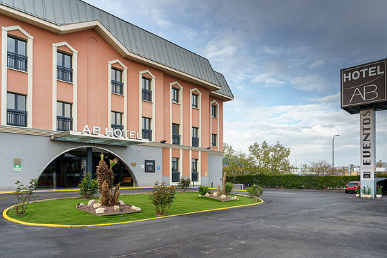 HOTEL AB ARGANDA - photo 0