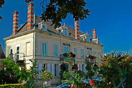 Hôtel Henri IV ***