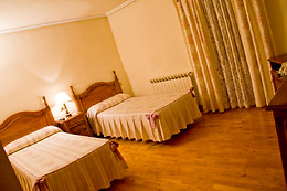 HOSTAL LAS CORONAS