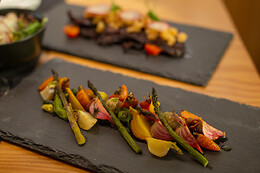 SEIS WINE BAR - GARRAFEIRA & PETISCOS