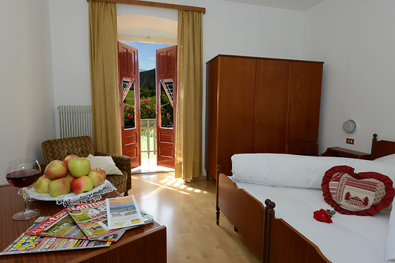 Albergo Garnì Aurora - photo 0