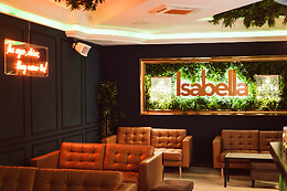 ISABELLA LOUNGE BAR