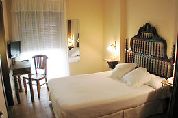 HOTEL DON CARLOS CACERES