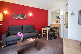 Zenitude Hotel-Résidences - Divonne les Bains - Divonne Confort ****