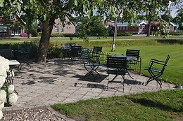 Holmhuis Brocante & Theeschenkerij