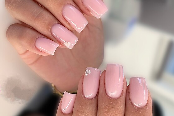 Les ongles d'Ali - photo 0
