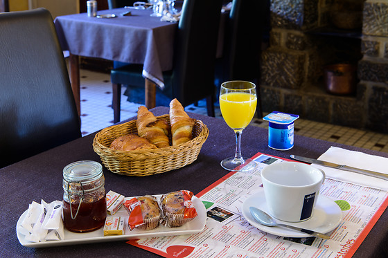 Hôtel Restaurant Bayle - photo 2