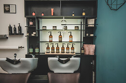 Daniel Salon