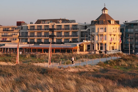 Two Brothers Hotel Noordwijk Beach - photo 0