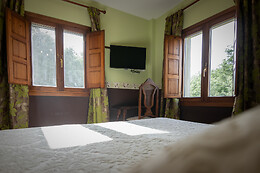 HOTEL VILLA DE VINUESA Y HOTEL REMANSO