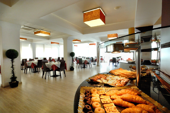 HOTEL EVENIA PRESIDENT - photo 2