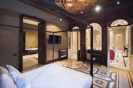 PALACIO SALVETTI SUITES - photo 4