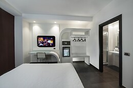 Hotel Testani
