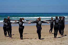 WEST LOCALS SURF SCHOOL