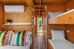 BOAT HAUS